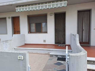 Bilocale in Affitto a Carrara, zona Marina di Carrara, 620&euro;, 50 m², arredato