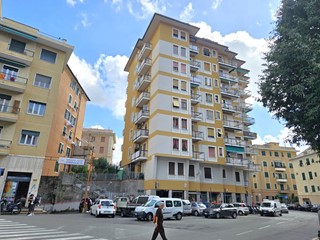 Appartamento in Vendita a Genova, 139'000&euro;, 82 m²