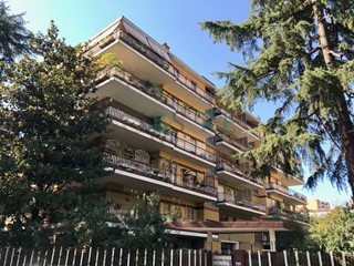 Appartamento in Vendita a Roma, 440'000&euro;, 138 m²