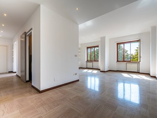Quadrilocale in Vendita a Torino, 430'000&euro;, 119 m²