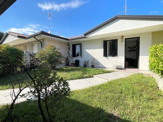 Trilocale in Vendita a Pordenone, 116'000&euro;, 72 m²