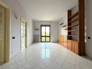 Quadrilocale in Vendita a Alessandria, 65'000&euro;, 75 m²