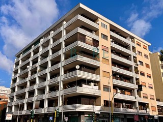 Appartamento in Vendita a Roma, 390'000&euro;, 128 m²