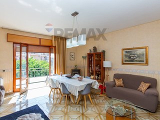 Quadrilocale in Vendita a Misterbianco, 125'000&euro;, 155 m²