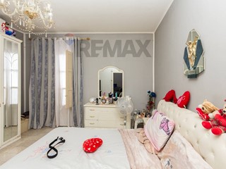 Quadrilocale in Vendita a Catania, 59'000&euro;, 90 m²