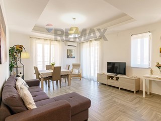 Trilocale in Vendita a Catania, 167'000&euro;, 98 m²