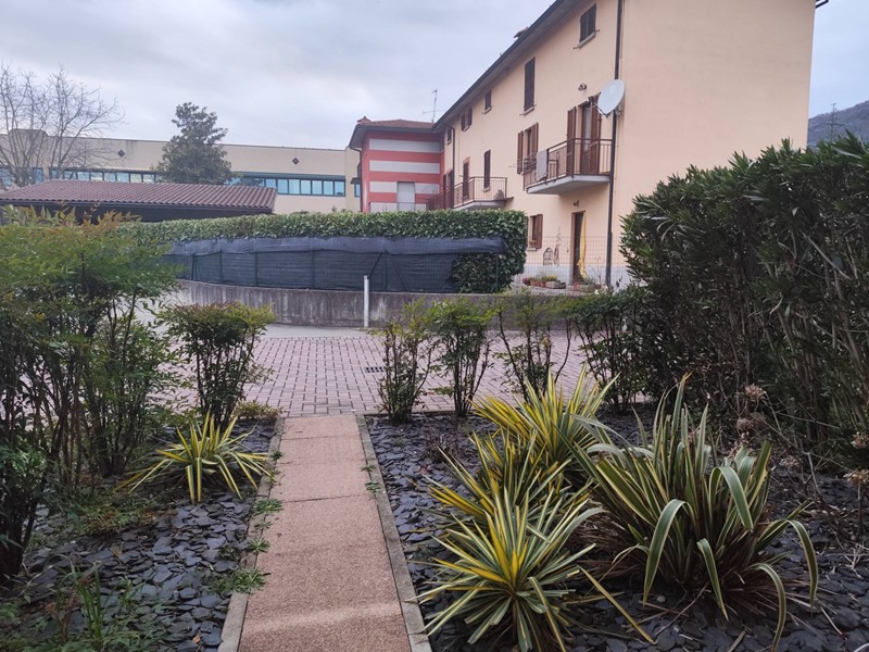 Trilocale in Affitto a Credaro, 650&euro;, 70 m²