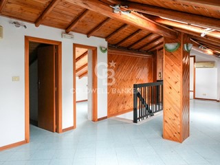 Quadrilocale in Vendita a Aci Catena, 139'000&euro;, 146 m²