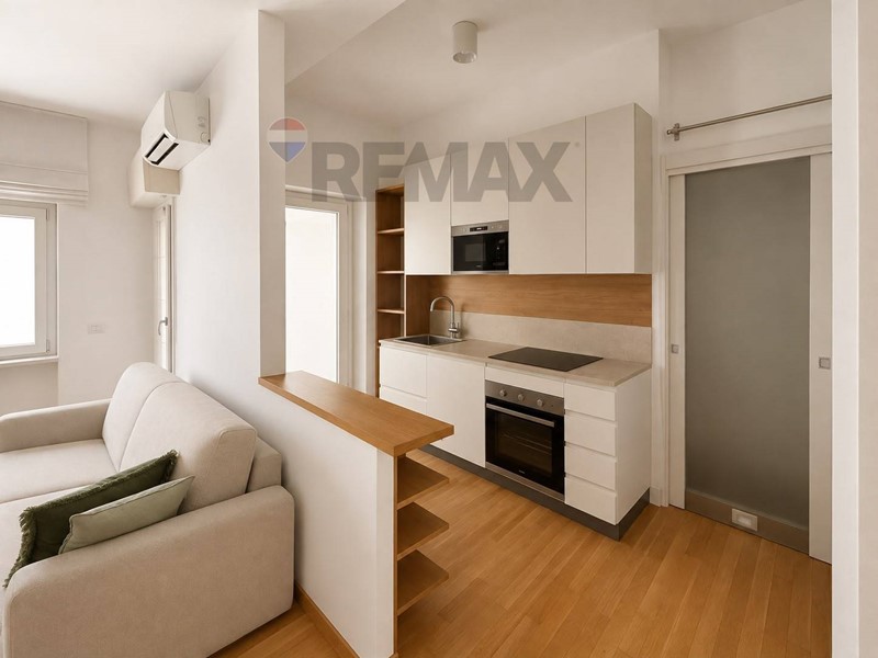 Bilocale in Vendita a Roma, 285'000&euro;, 73 m²