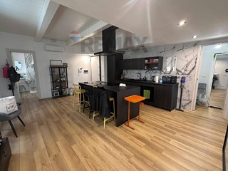 Bilocale in Vendita a Cosenza, 165'000&euro;, 79 m²