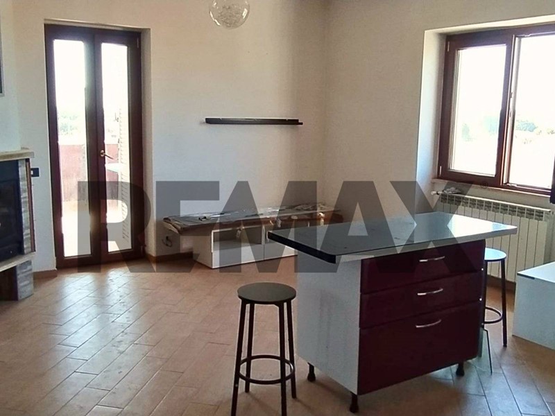 Trilocale in Vendita a Nettuno, 110'000&euro;, 73 m²