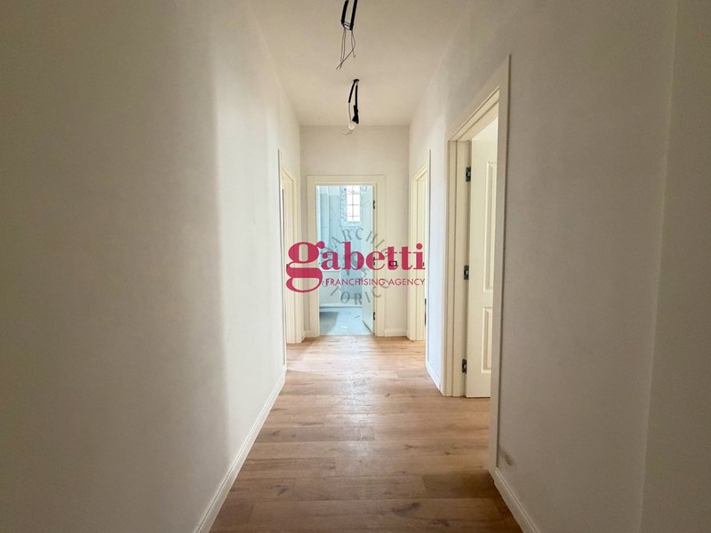 Trilocale in Vendita a Firenze, 255'000&euro;, 65 m²