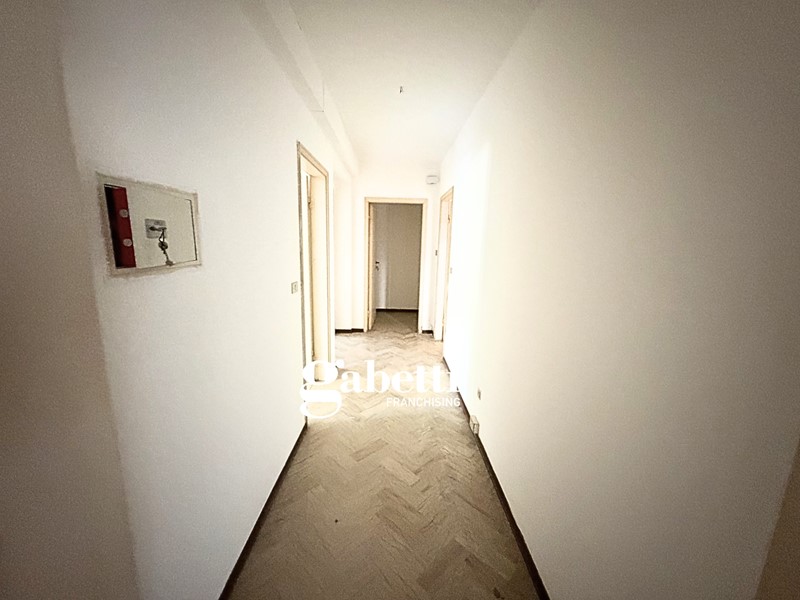 Quadrilocale in Vendita a Rimini, 400'000&euro;, 150 m²