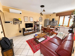 Bilocale in Vendita a Corbetta, 99'000&euro;, 59 m²