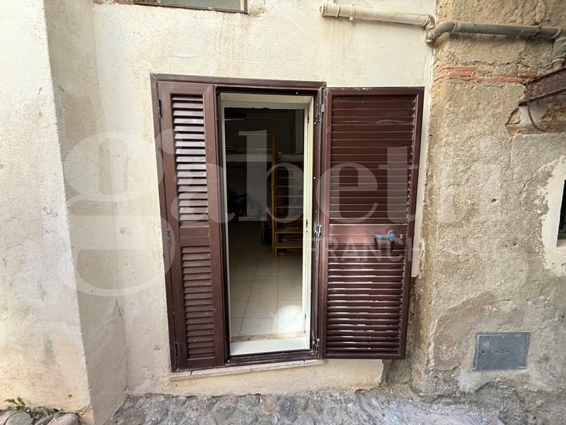 Quadrilocale in Vendita a San Lucido, 110'000&euro;, 110 m², arredato