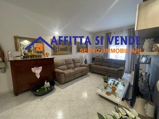 Quadrilocale in Affitto a Siracusa, 900&euro;, 120 m², arredato