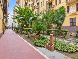 Appartamento in Vendita a La Spezia, 360'000&euro;, 181 m²