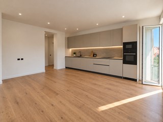 Bilocale in Vendita a Bologna, 305'000&euro;, 61 m², arredato