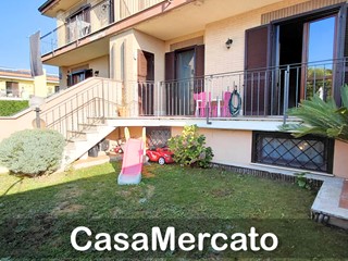 Appartamento in Vendita a Rocca di Papa, 260'000&euro;, 170 m²