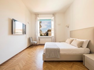 Appartamento in Vendita a Genova, zona Quinto, 1'400&euro;, 99 m²