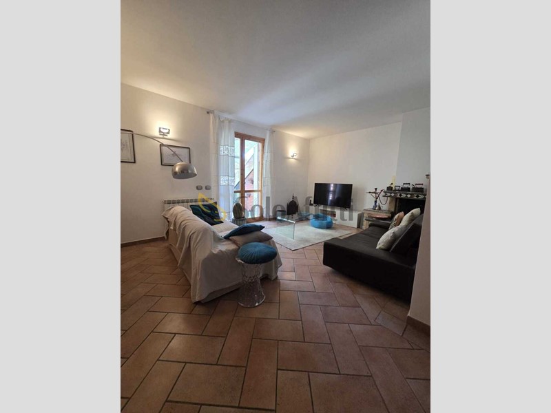 Quadrilocale in Affitto a Siena, zona Ruffolo, 870&euro;, 80 m², arredato