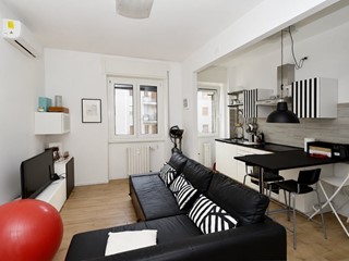 Bilocale in Vendita a Milano, 299'000&euro;, 52 m²