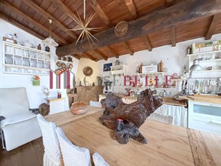 Appartamento in Vendita a Camaiore, 200'000&euro;, 60 m², arredato