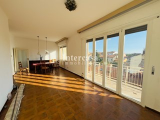 Appartamento in Vendita a Pisa, 268'000&euro;, 118 m², arredato