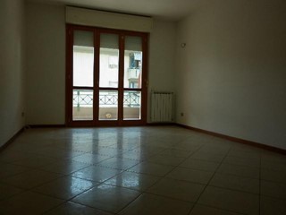 Bilocale in Affitto a Carrara, zona Avenza, 600&euro;, 60 m²