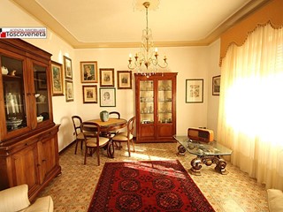 Appartamento in Vendita a Lucca, zona Nave, 240'000&euro;, 125 m²