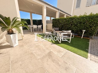 Quadrilocale in Vendita a Cecina, zona Cecina Marina, 290'000&euro;, 81 m²