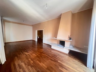 Quadrilocale in Vendita a Pescara, 470'000&euro;, 140 m²