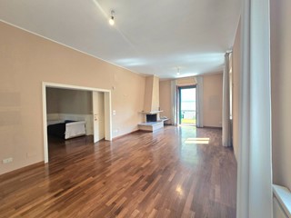 Quadrilocale in Vendita a Pescara, 470'000&euro;, 140 m²
