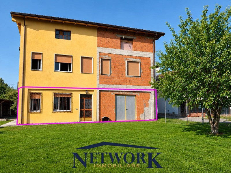Trilocale in Vendita a Bedizzole, 108'000&euro;, 85 m²