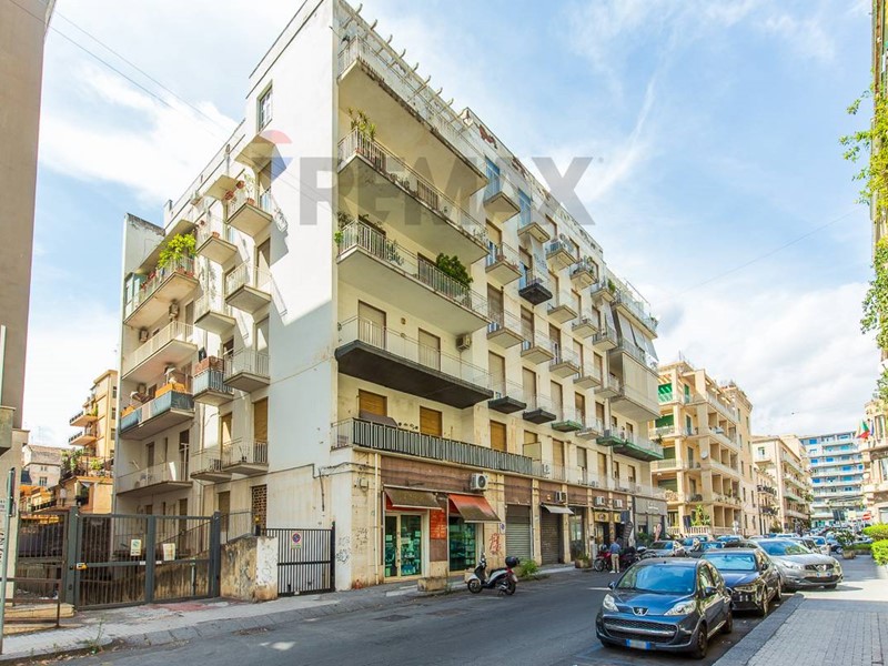 Attico in Vendita a Catania, 395'000&euro;, 180 m²