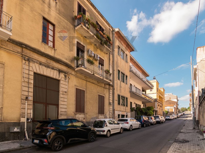Trilocale in Vendita a Catania, 95'000&euro;, 79 m²
