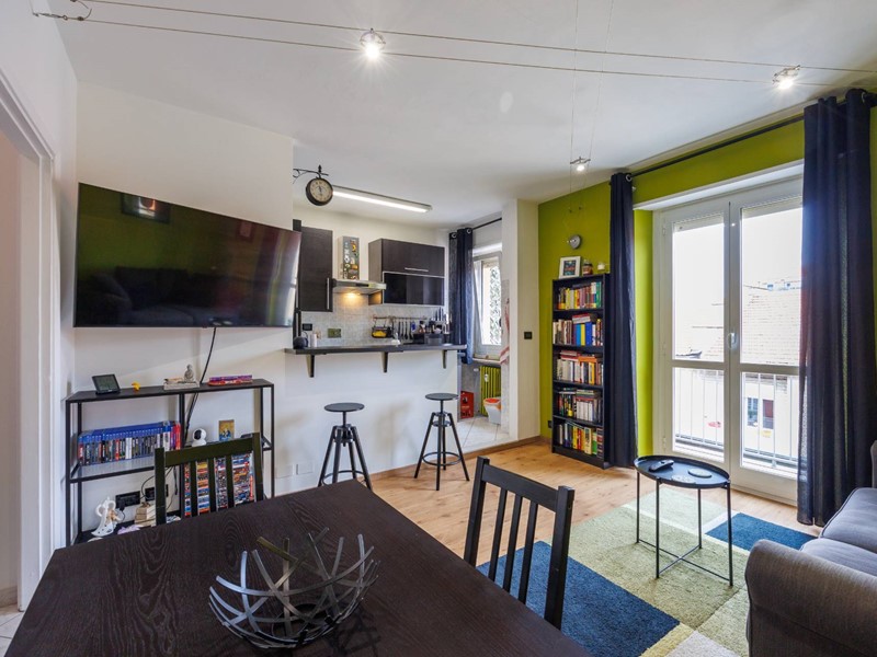 Bilocale in Vendita a Torino, 160'000&euro;, 58 m²