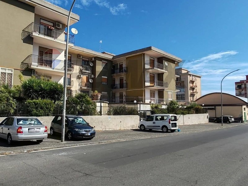 Trilocale in Affitto a Catania, 600&euro;, 90 m²
