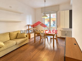 Appartamento in Affitto a Bergamo, 800&euro;, 73 m²
