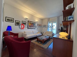 Appartamento in Affitto a Milano, 2'200&euro;, 128 m²