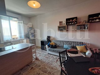 Trilocale in Vendita a Monte San Pietro, 168'000&euro;, 75 m², con Box