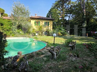 Appartamento in Vendita a Sasso Marconi, 430'000&euro;, 190 m², arredato