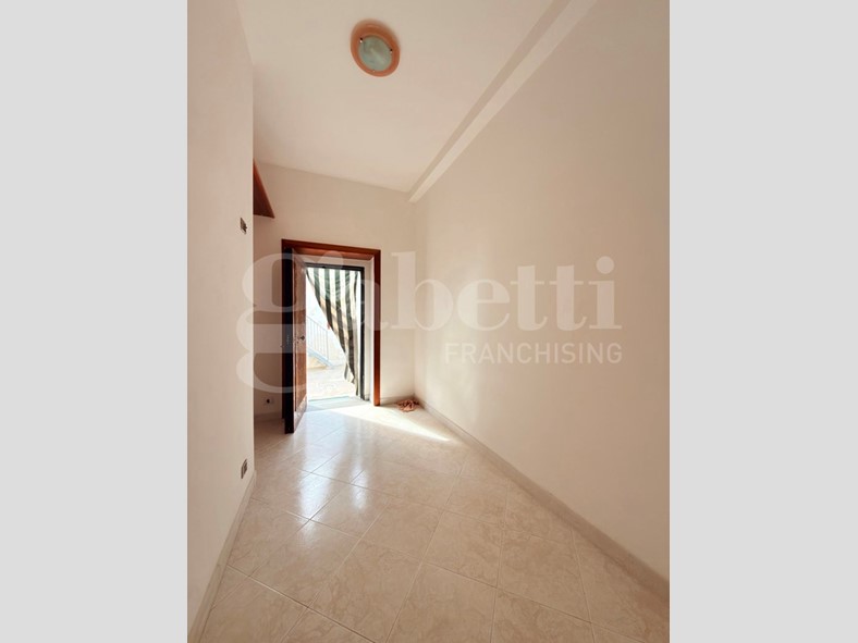 Appartamento in Vendita a Monte di Procida, 359'000&euro;, 80 m²