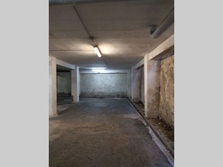 Quadrilocale in Vendita a Brindisi, 125'000&euro;, 135 m²