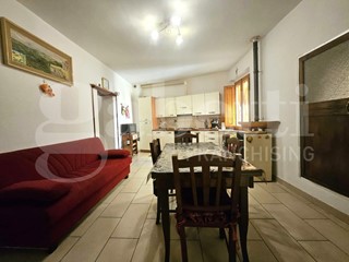 Trilocale in Vendita a Fucecchio, 110'000&euro;, 75 m²