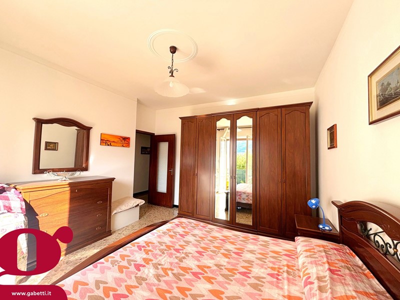 Trilocale in Vendita a Imperia, 195'000&euro;, 102 m²