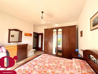 Trilocale in Vendita a Imperia, 195'000&euro;, 102 m²