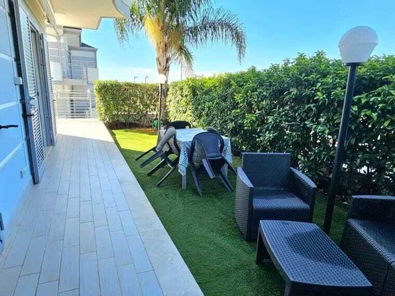 Quadrilocale in Vendita a Fonte Nuova, 239'000&euro;, 80 m², con Box