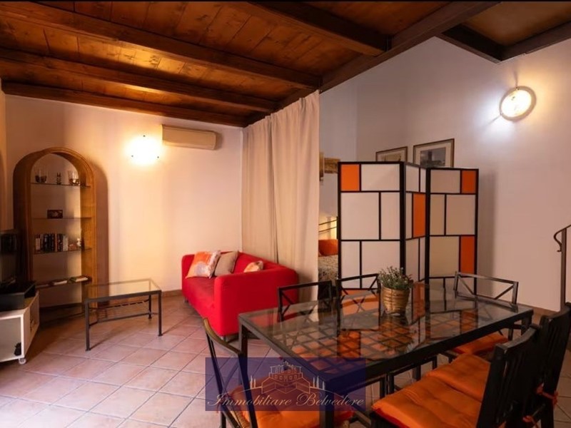Bilocale in Affitto a Firenze, zona Duomo, 1'600&euro;, 53 m², arredato