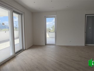 Quadrilocale in Vendita a Mugnano del Cardinale, 285'000&euro;, 250 m²